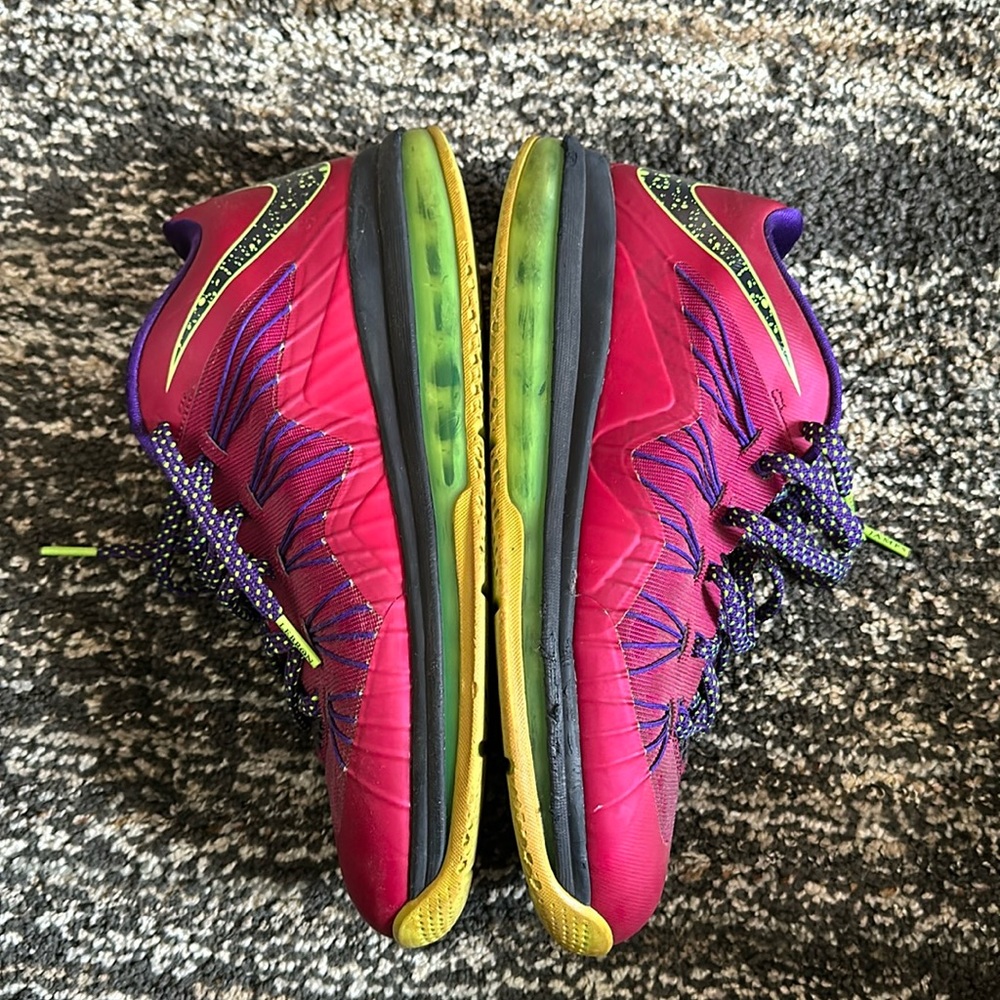 Lebron Raspberry Air Max
